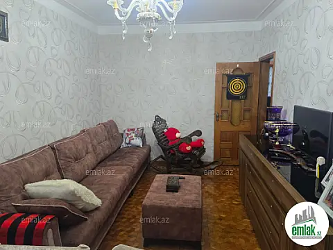 Satılır 3 otaqlı köhnə tikili 85 m²