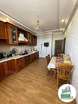 Satılır 4 otaqlı yeni tikili 161 m²