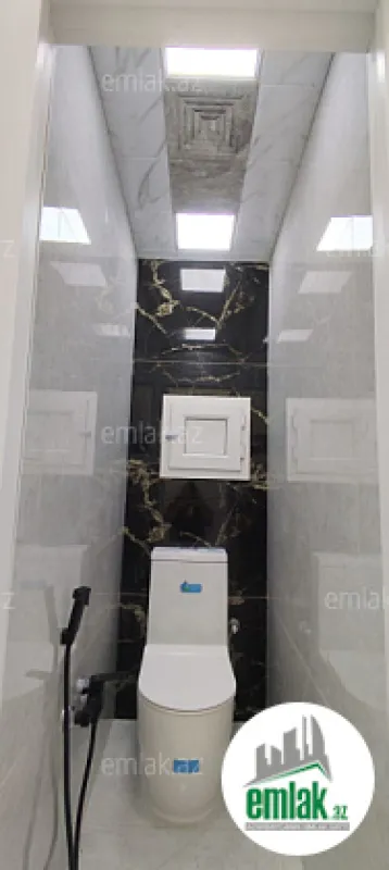 Satılır 2 otaqlı köhnə tikili 60 m²