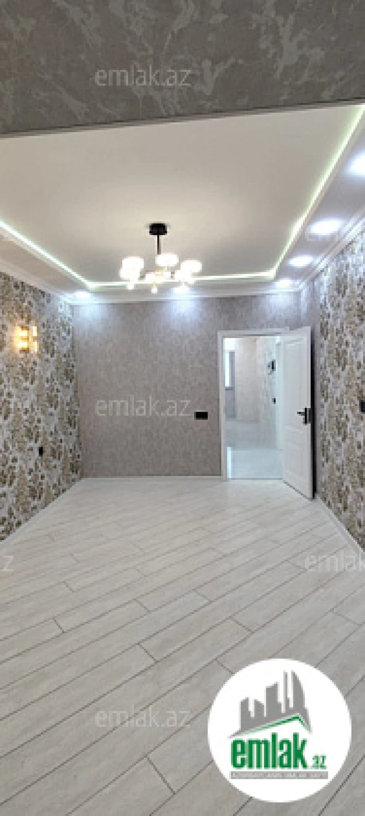 Satılır 2 otaqlı köhnə tikili 60 m²