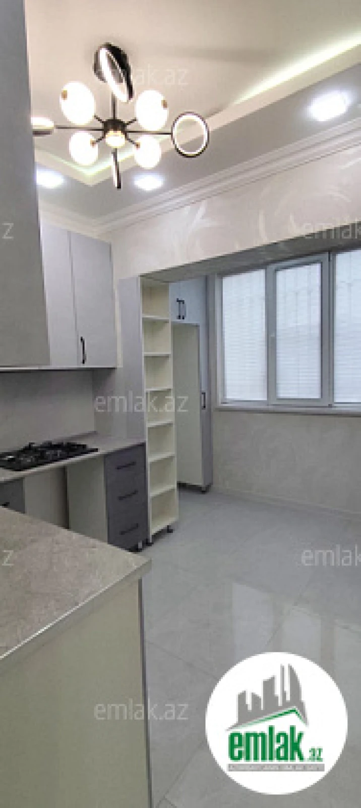 Satılır 2 otaqlı köhnə tikili 60 m²