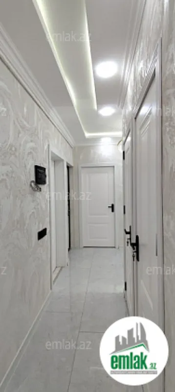 Satılır 2 otaqlı köhnə tikili 60 m²