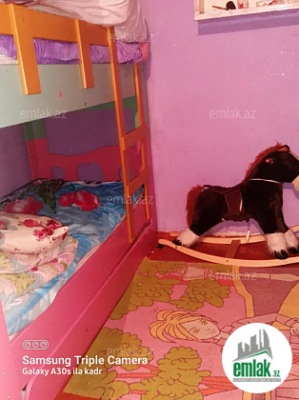 Satılır 2 otaqlı köhnə tikili 50 m²