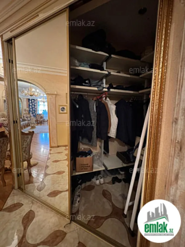 Satılır 4 otaqlı yeni tikili 185 m²