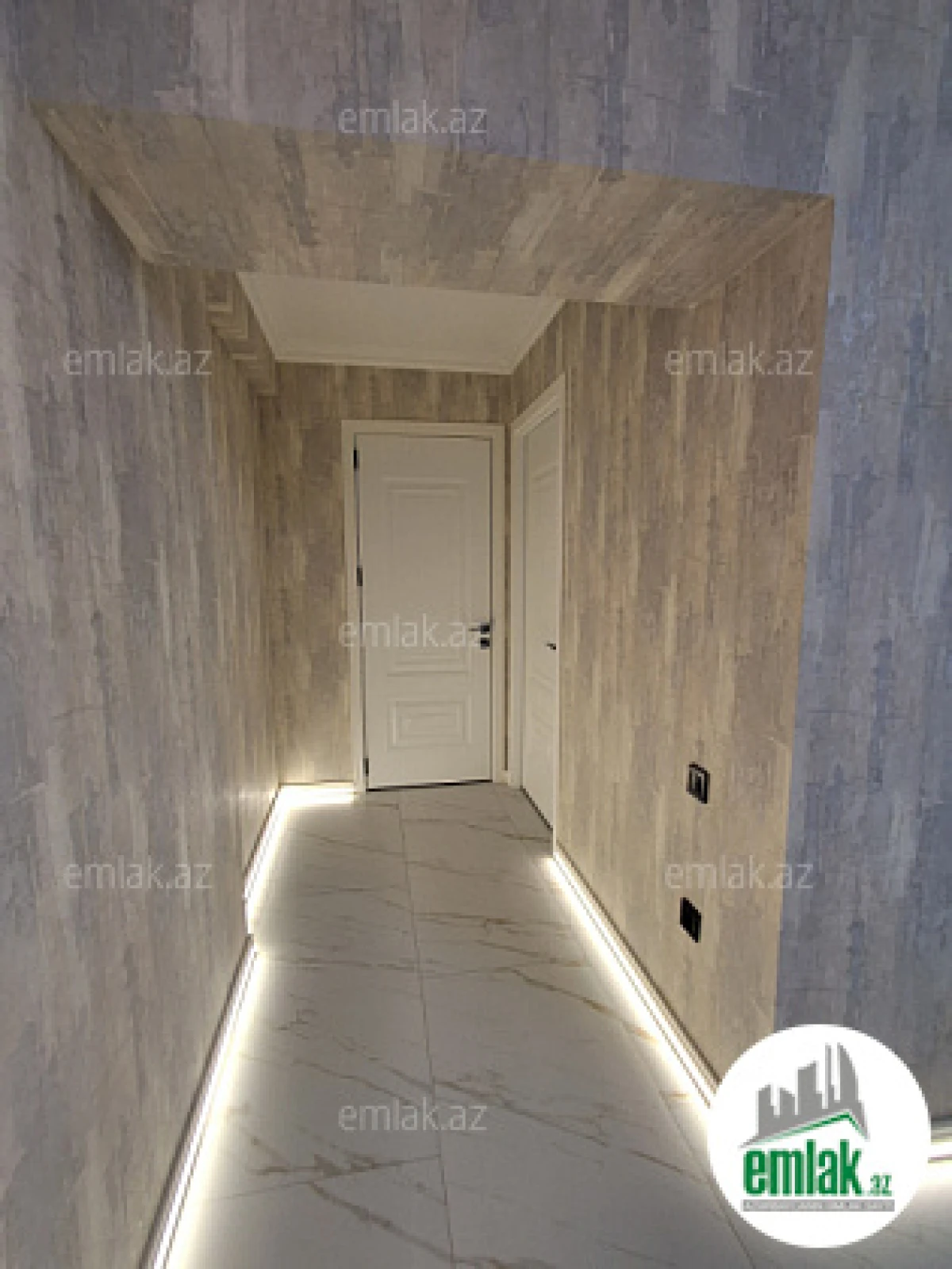 Satılır 3 otaqlı yeni tikili 115 m²