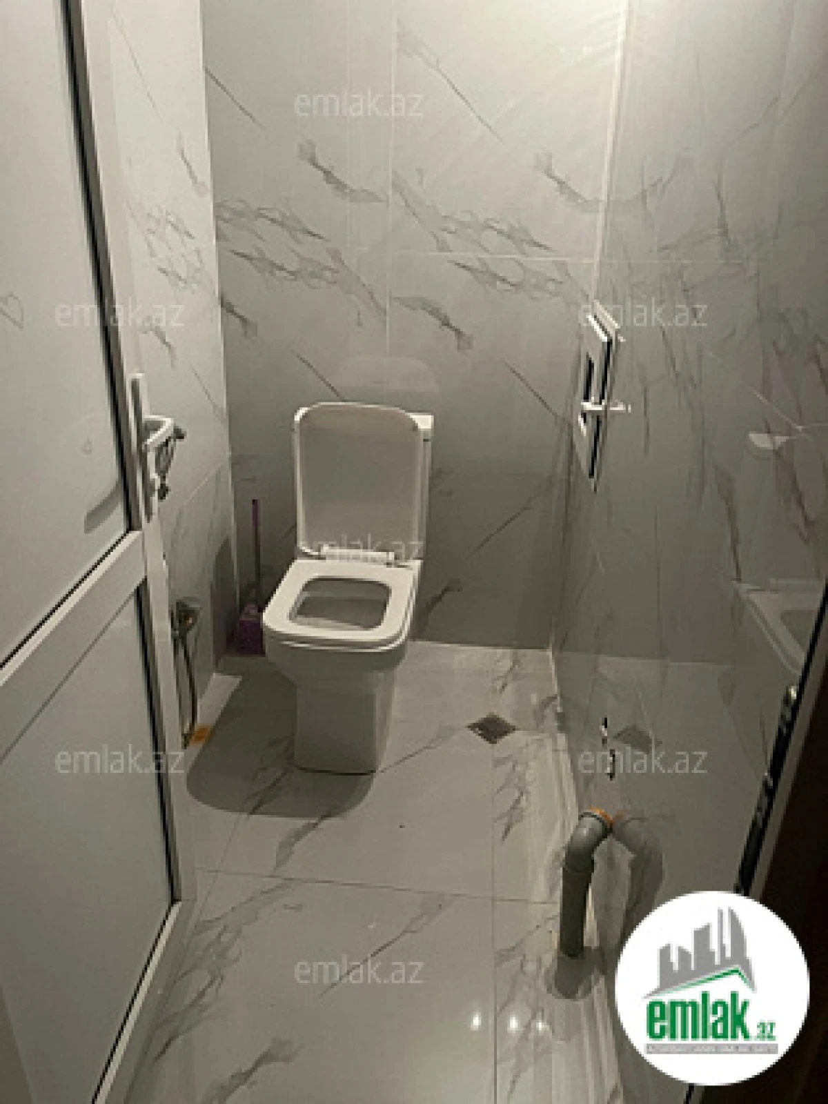 Satılır 3 otaqlı yeni tikili 74 m²