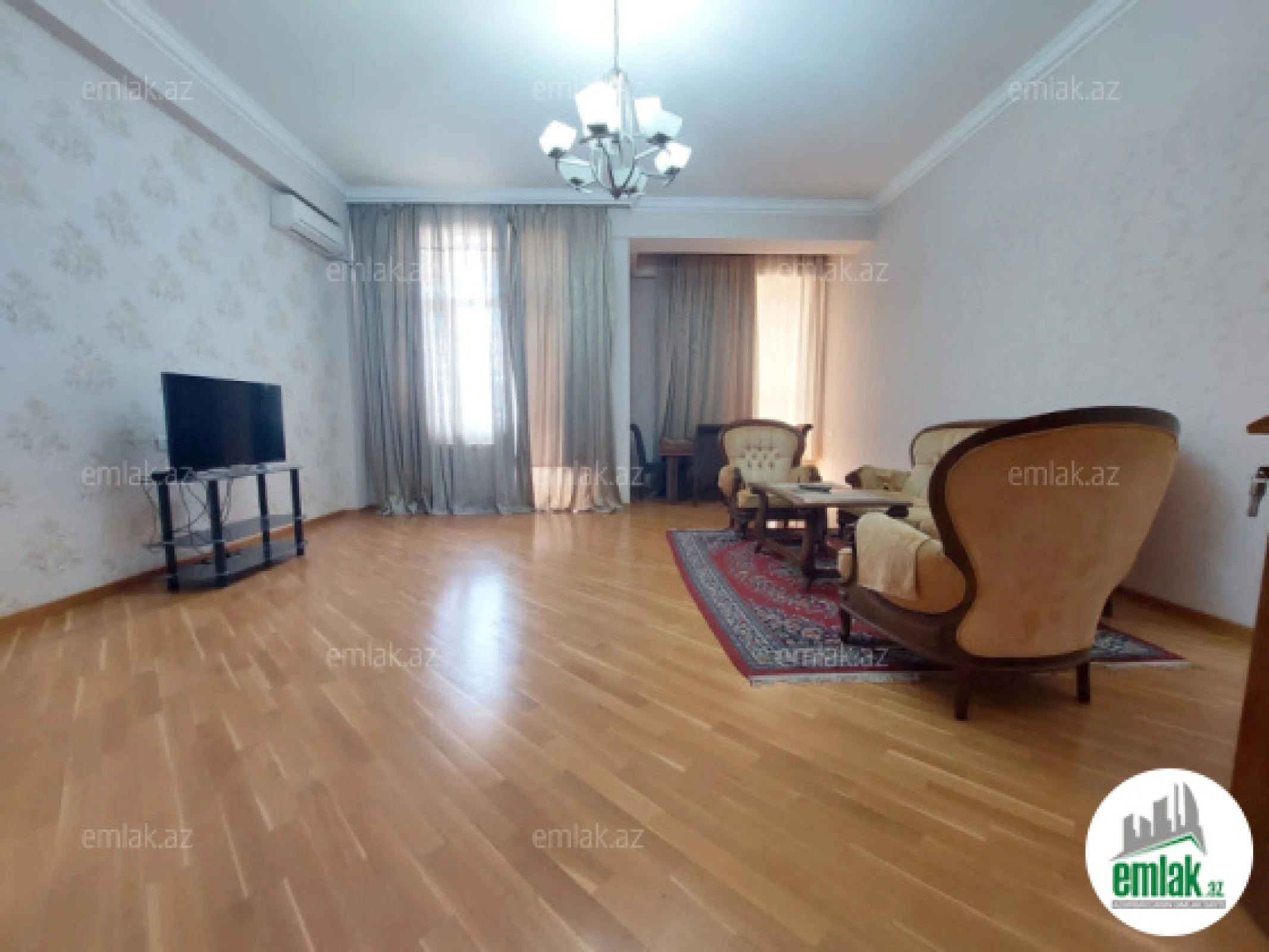 Satılır 3 otaqlı yeni tikili 120 m²