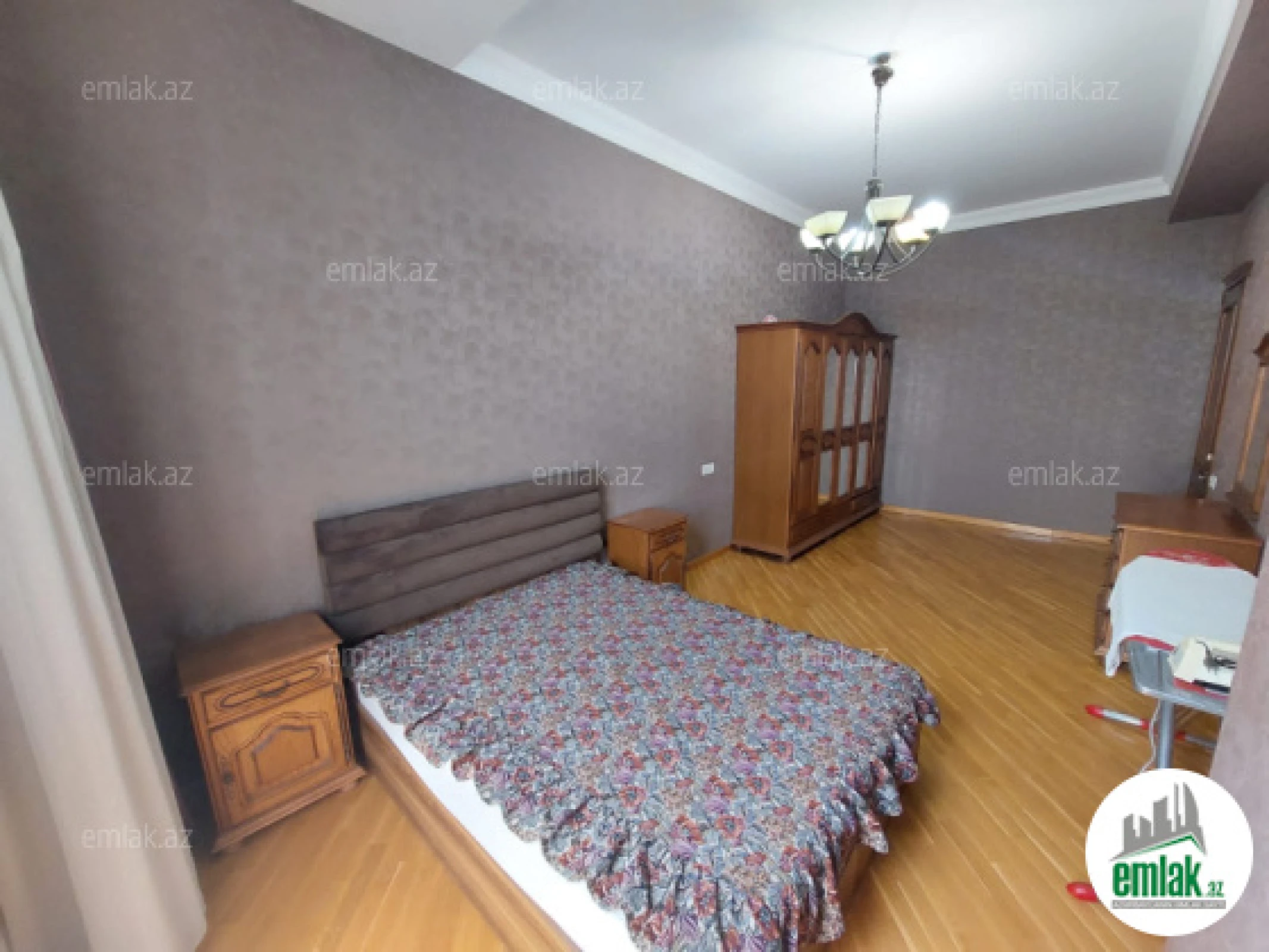 Satılır 3 otaqlı yeni tikili 120 m²
