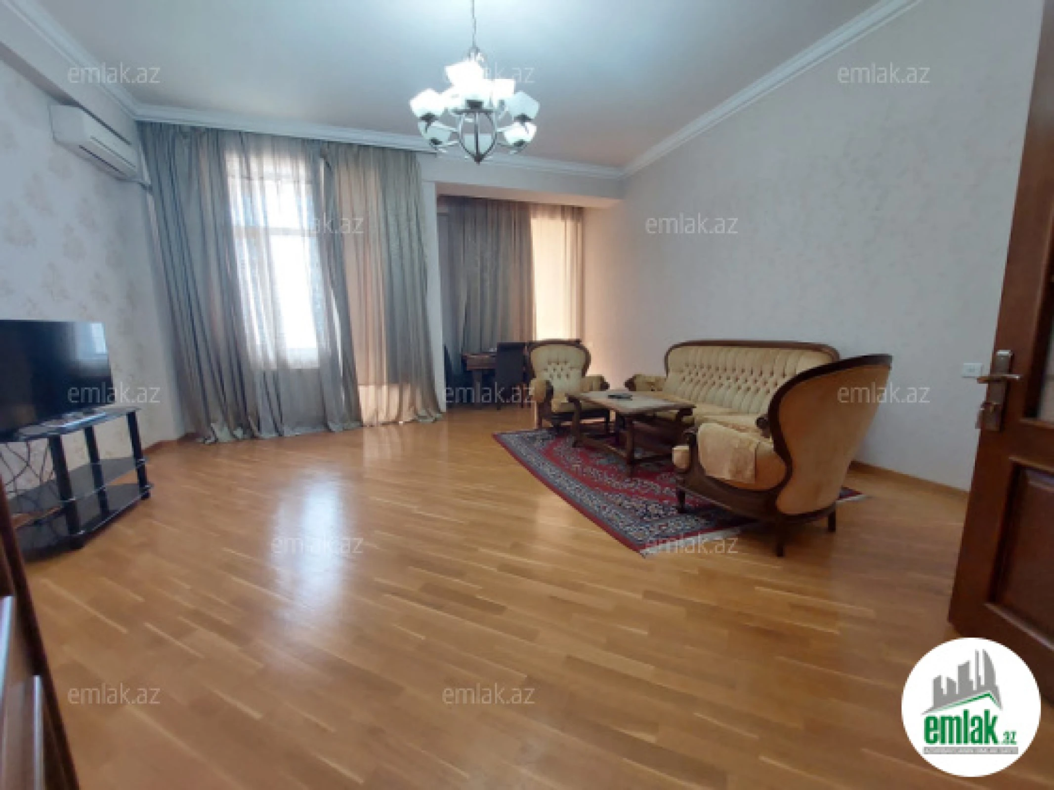 Satılır 3 otaqlı yeni tikili 120 m²