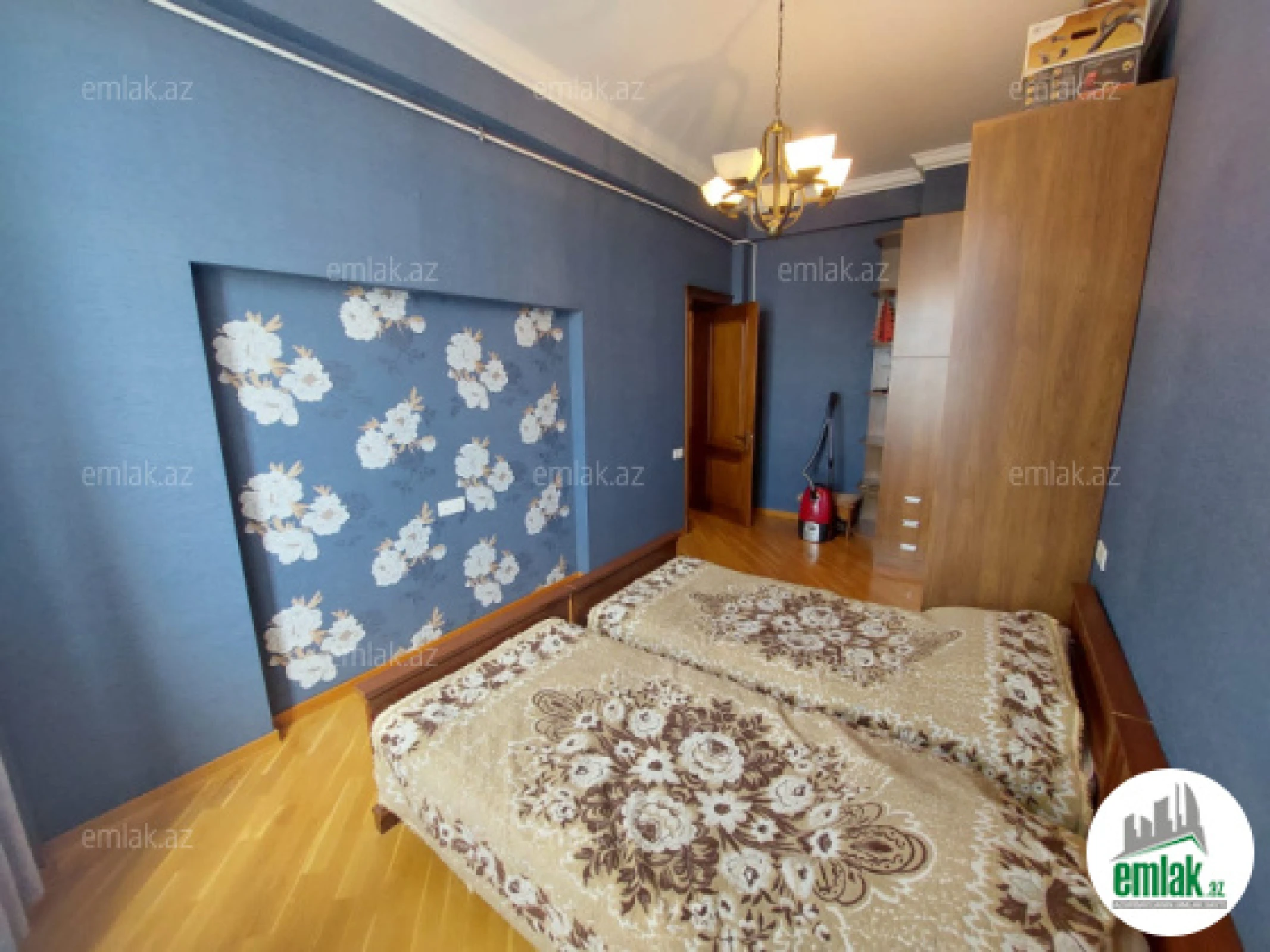 Satılır 3 otaqlı yeni tikili 120 m²