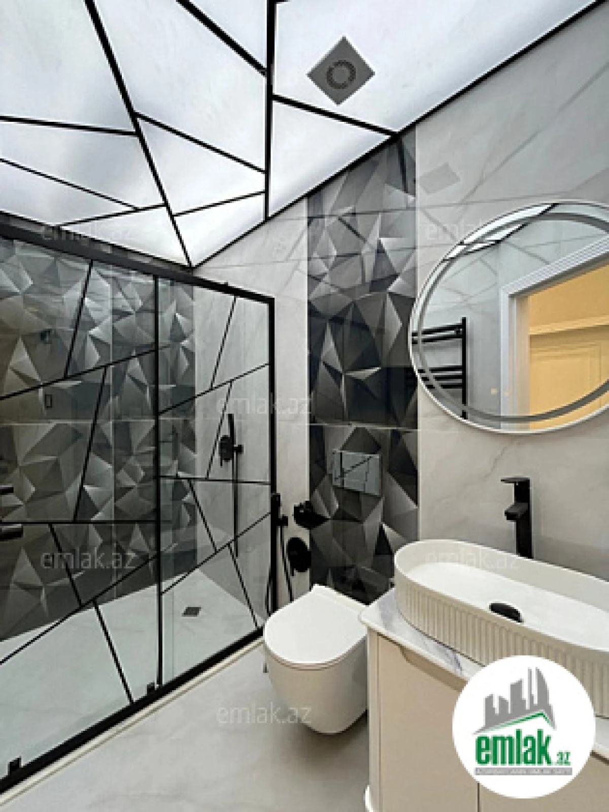 Satılır 2 otaqlı yeni tikili 70 m²