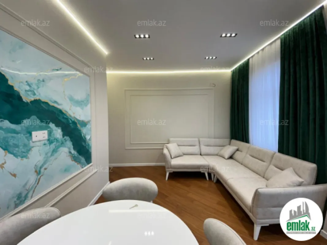 Satılır 2 otaqlı yeni tikili 70 m²