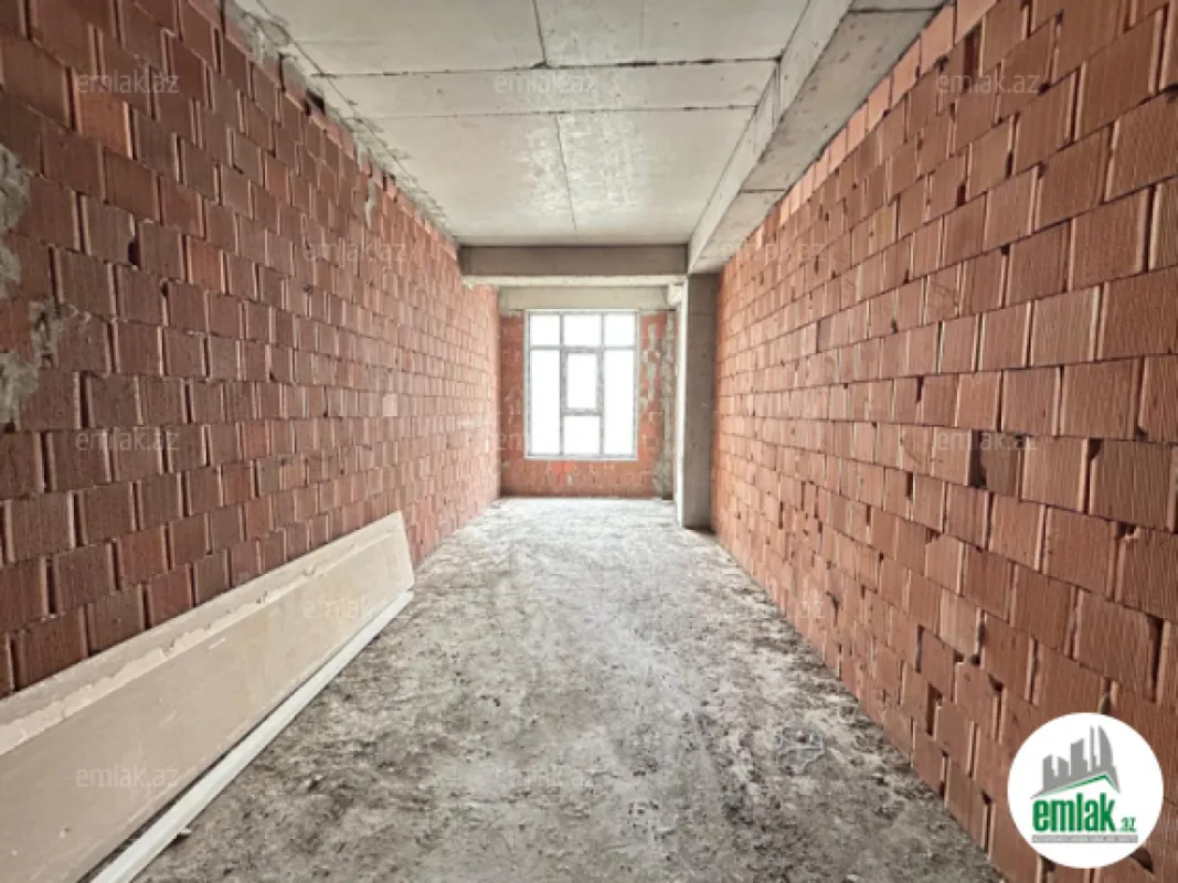 Satılır 4 otaqlı yeni tikili 142.3 m²