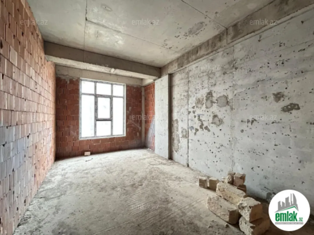 Satılır 4 otaqlı yeni tikili 142.3 m²