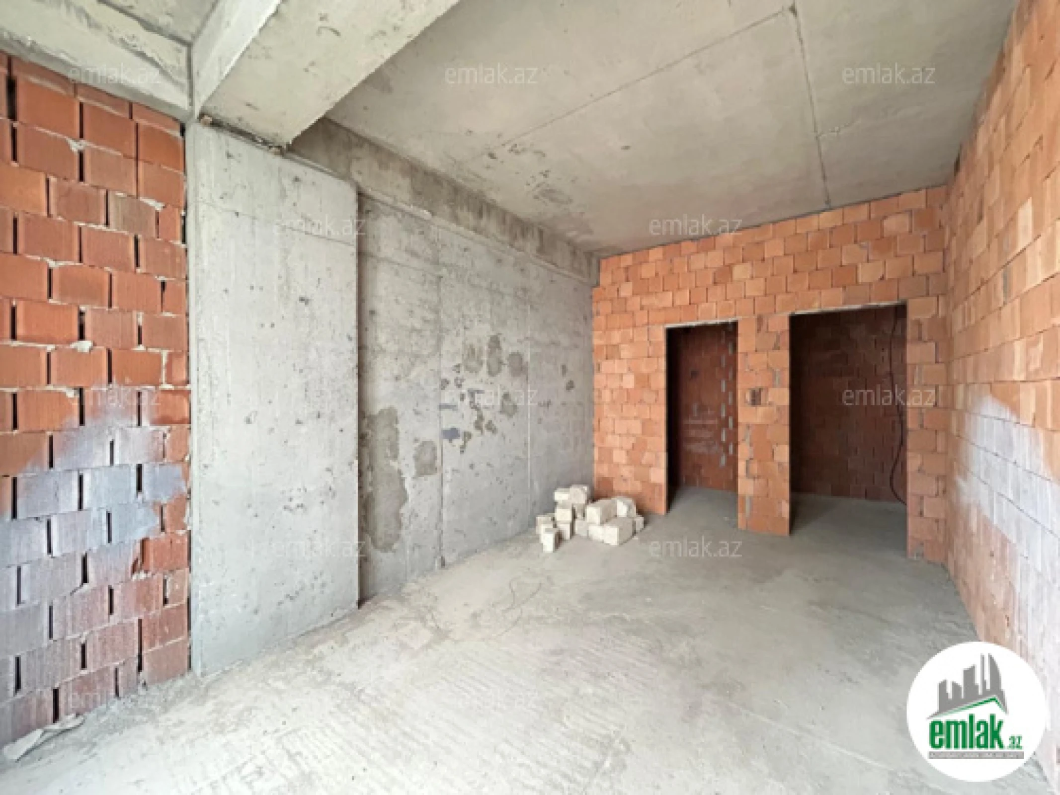 Satılır 4 otaqlı yeni tikili 142.3 m²