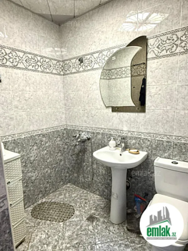 Satılır 2 otaqlı köhnə tikili 53 m²