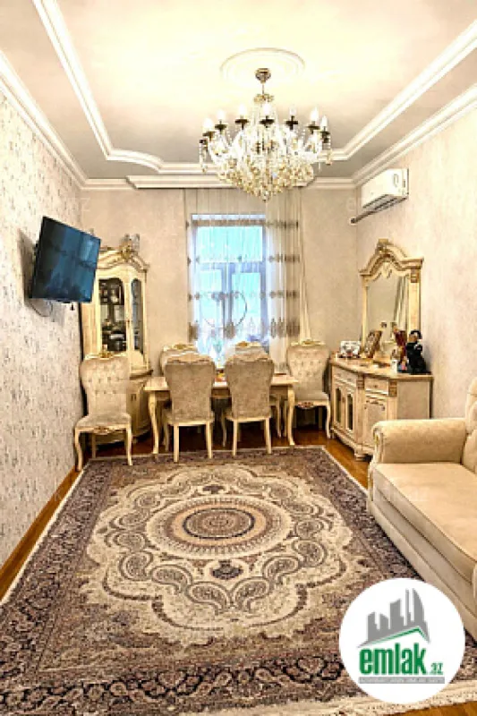 Satılır 2 otaqlı köhnə tikili 53 m²