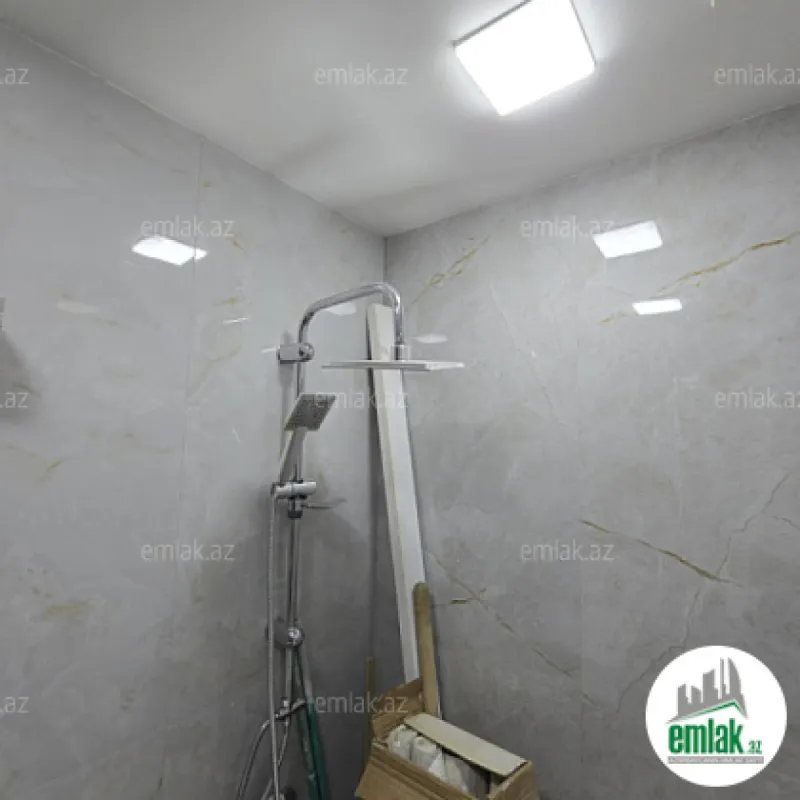 Satılır 2 otaqlı köhnə tikili 40 m²
