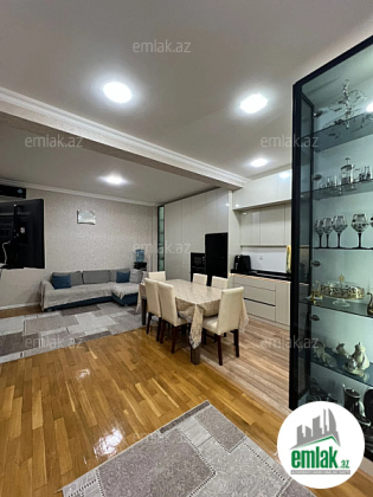 Satılır 3 otaqlı yeni tikili 147 m²