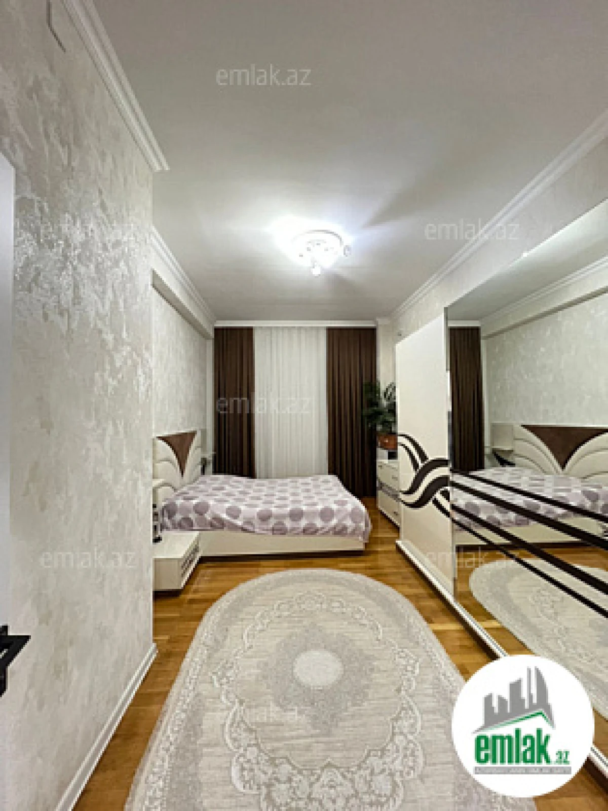 Satılır 3 otaqlı yeni tikili 147 m²