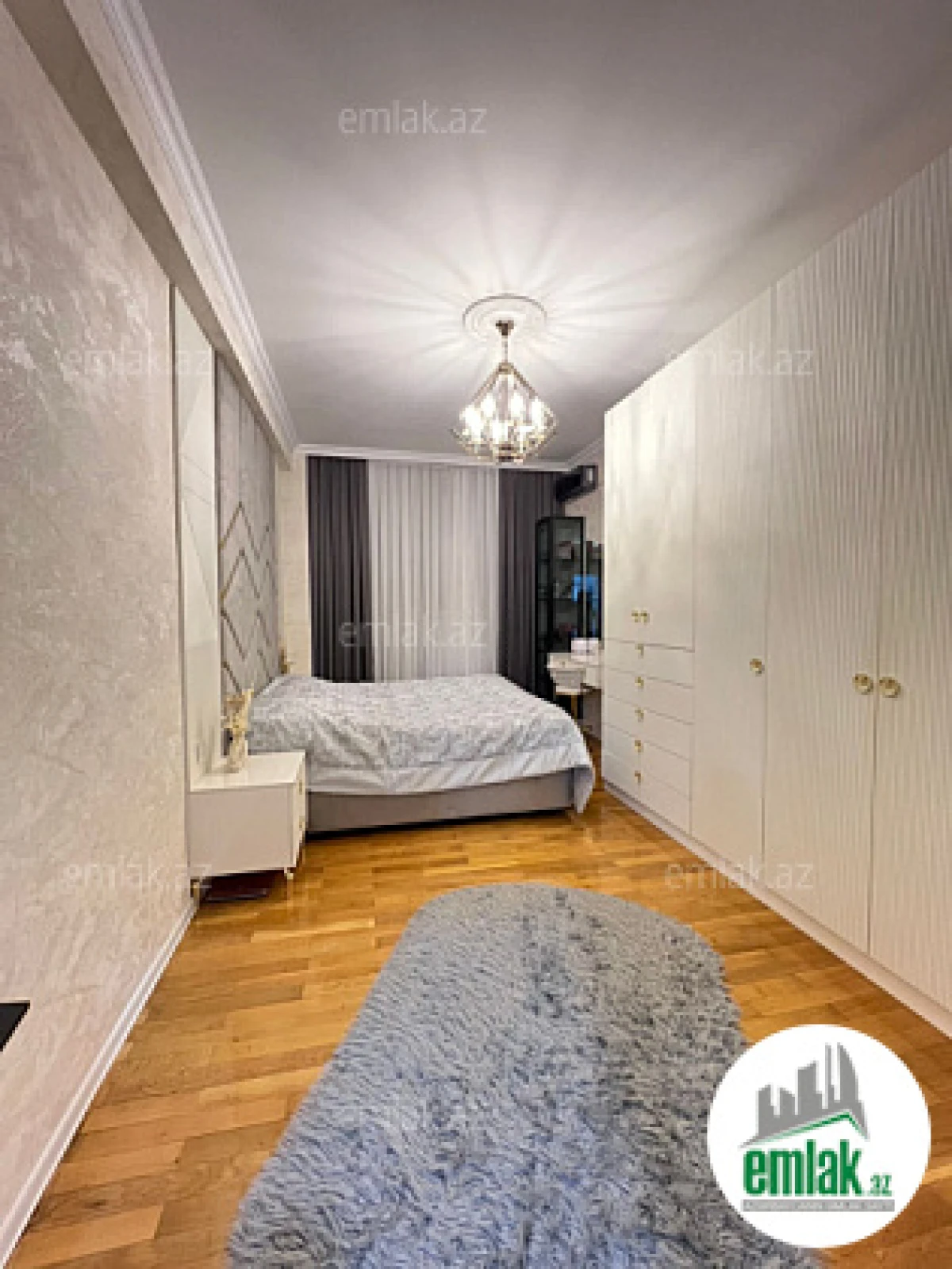 Satılır 3 otaqlı yeni tikili 147 m²