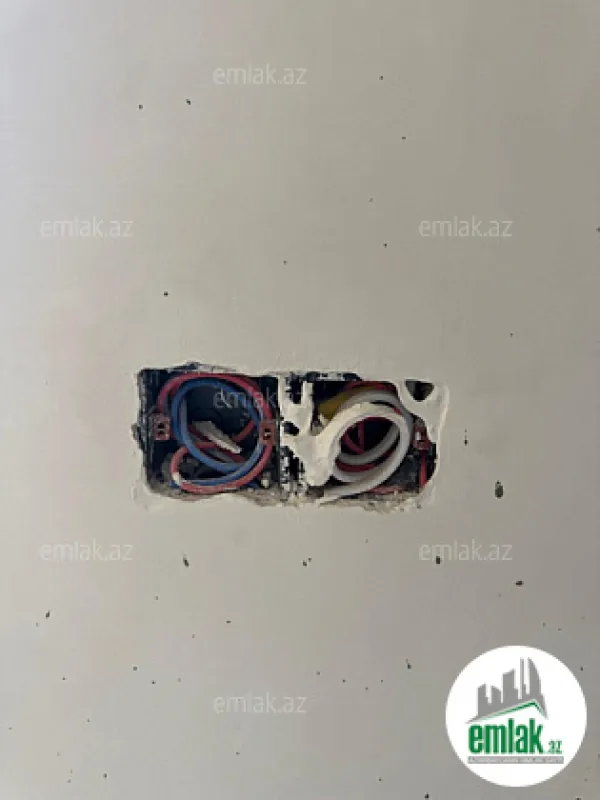 Satılır 3 otaqlı yeni tikili 142 m²