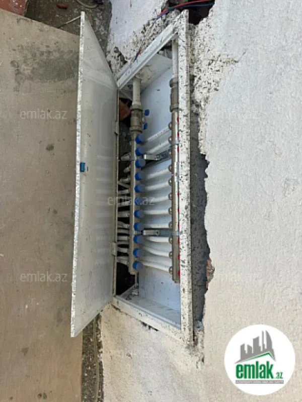 Satılır 3 otaqlı yeni tikili 142 m²