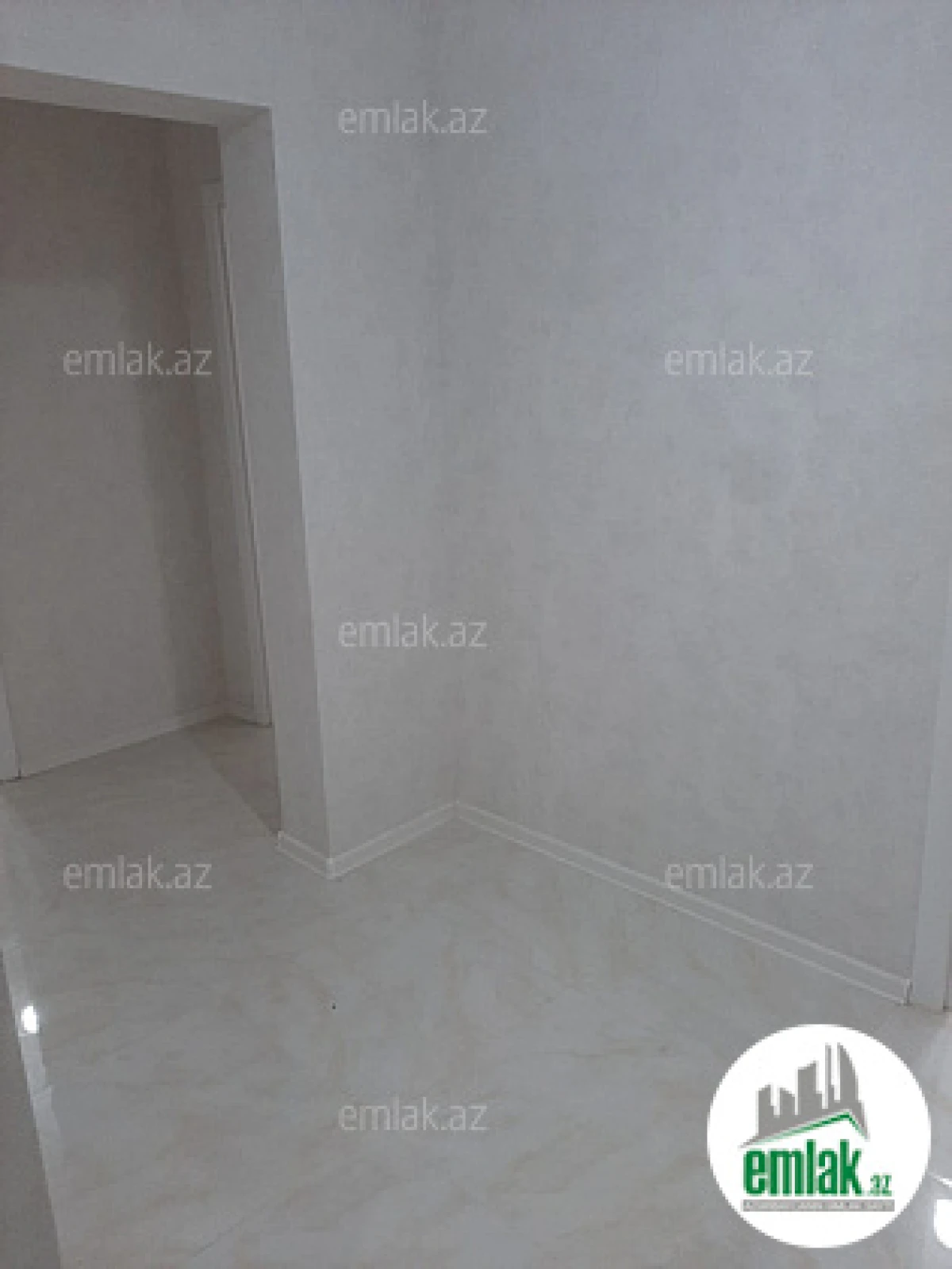 Satılır 3 otaqlı yeni tikili 93 m²