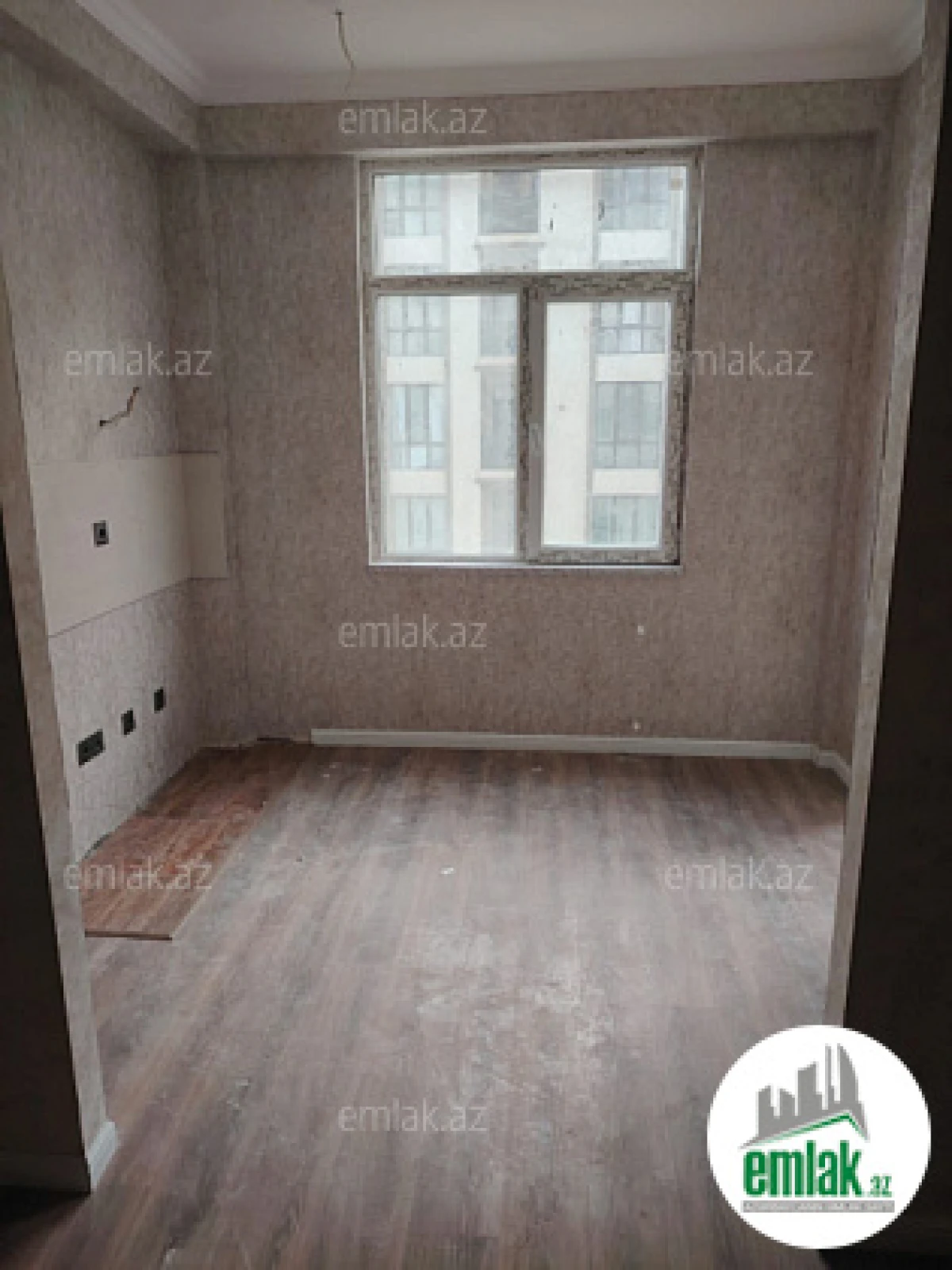 Satılır 2 otaqlı yeni tikili 83 m²