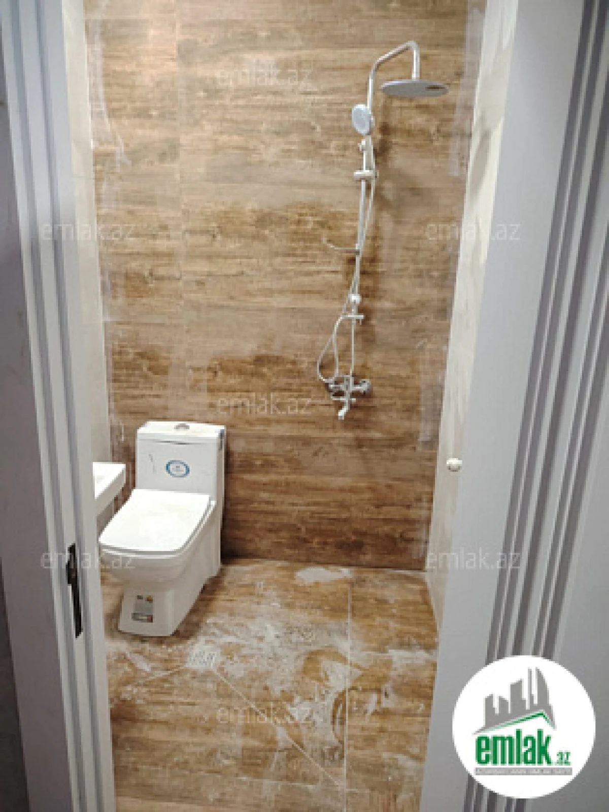 Satılır 2 otaqlı yeni tikili 83 m²