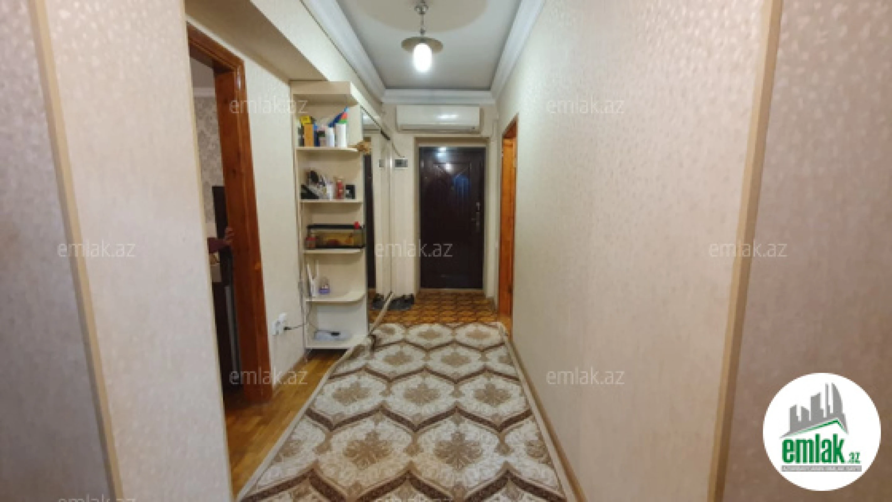 Satılır 3 otaqlı köhnə tikili 80 m²