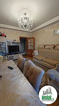 Satılır 3 otaqlı köhnə tikili 80 m²