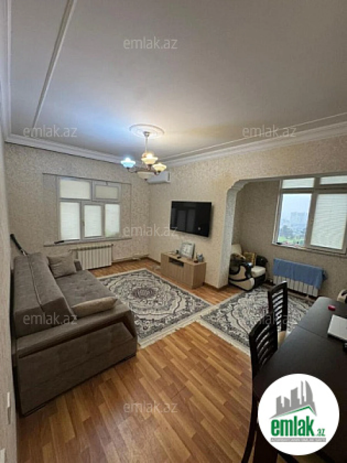 Satılır 2 otaqlı köhnə tikili 60 m²