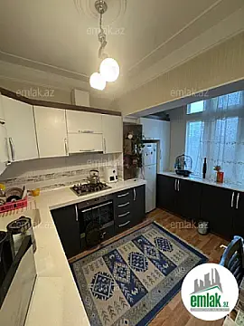 Satılır 2 otaqlı köhnə tikili 60 m²