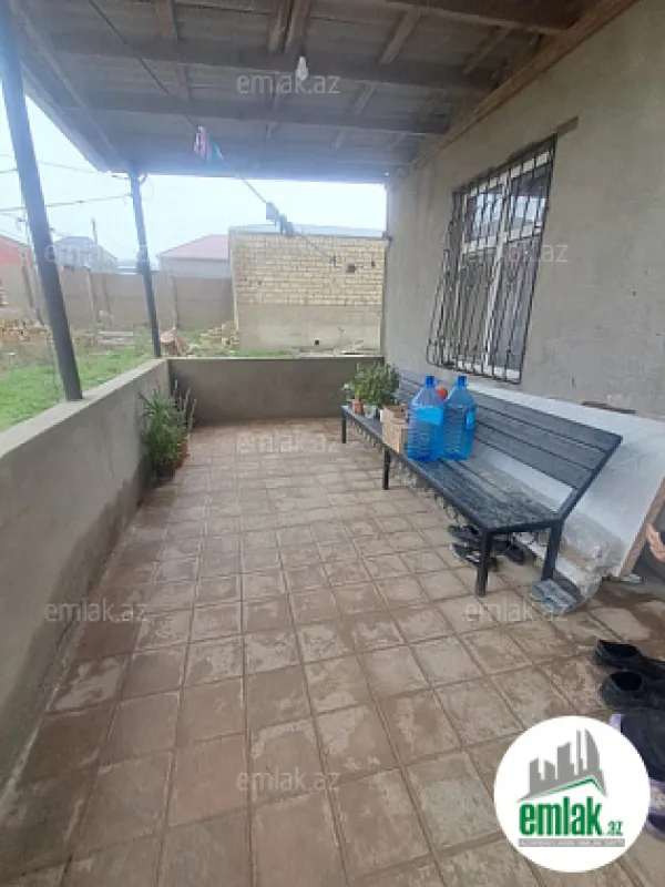 Satılır 3 otaqlı həyət evi 100 m²