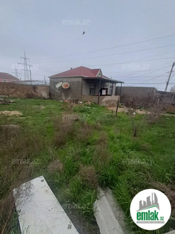 Satılır 3 otaqlı həyət evi 100 m²