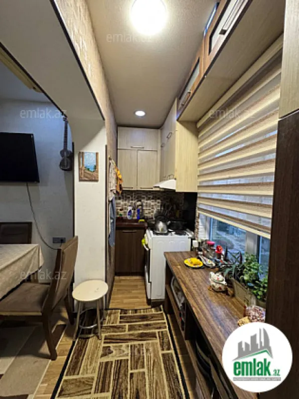 Satılır 3 otaqlı yeni tikili 50 m²