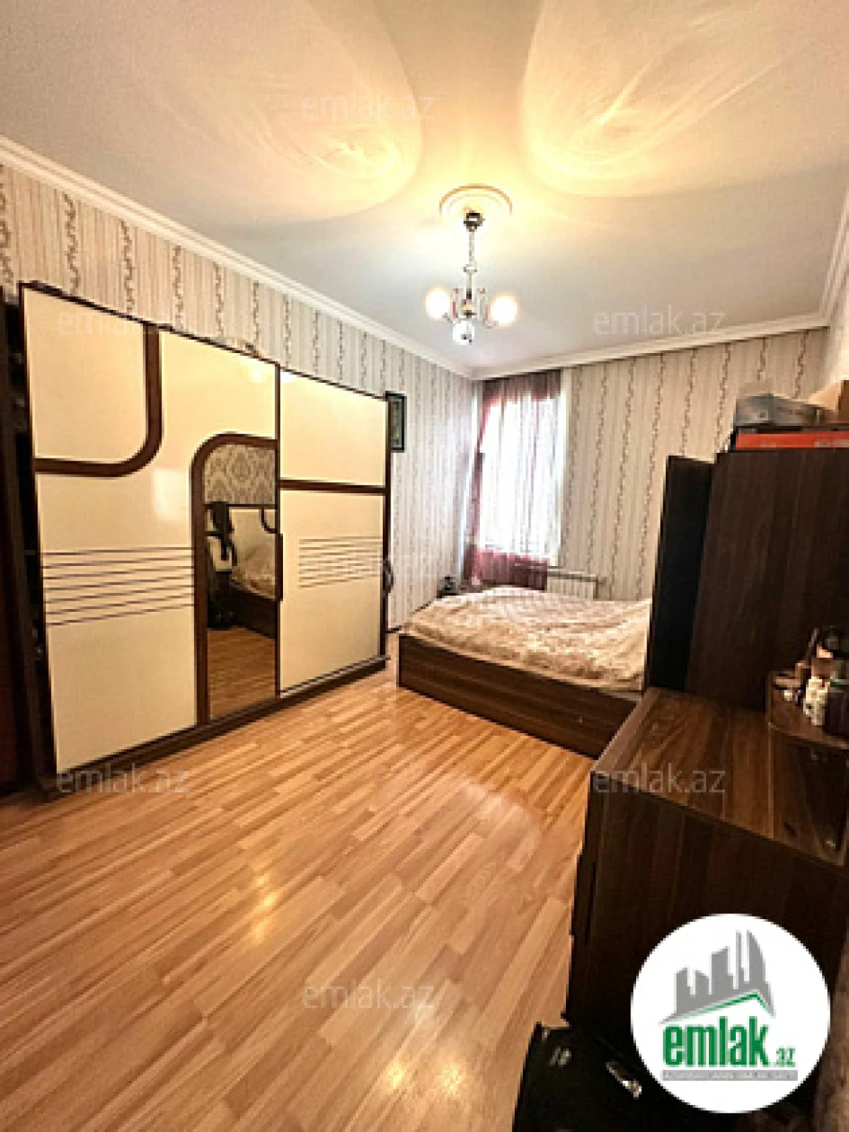 Satılır 2 otaqlı yeni tikili 80 m²