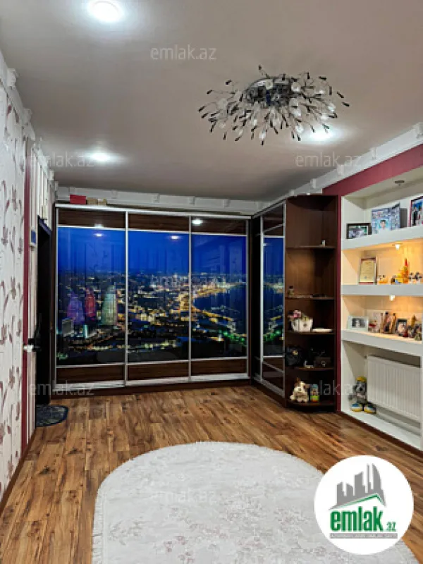 Satılır 3 otaqlı yeni tikili 137 m²