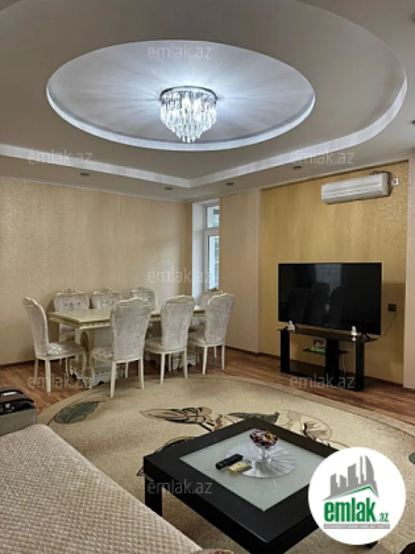 Satılır 3 otaqlı yeni tikili 137 m²