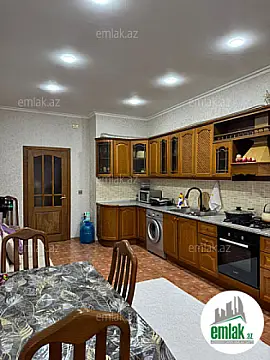 Satılır 3 otaqlı yeni tikili 137 m²