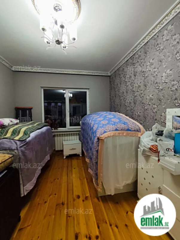 Satılır 5 otaqlı həyət evi 190 m²