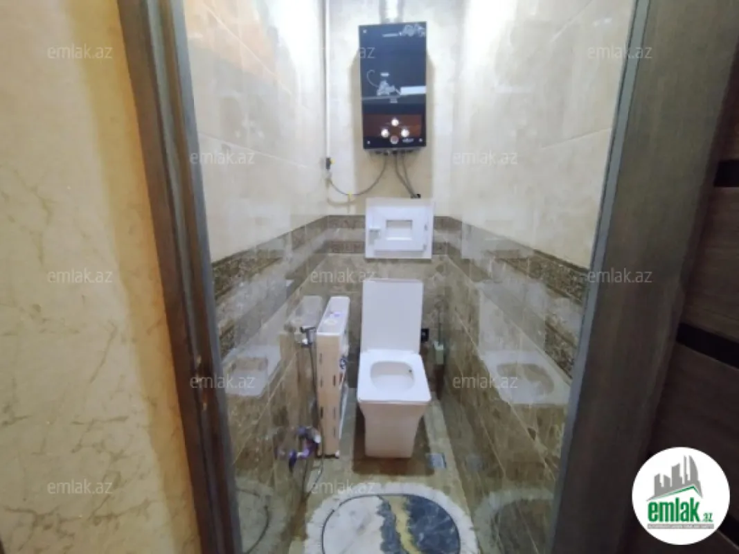 Satılır 4 otaqlı köhnə tikili 100 m²