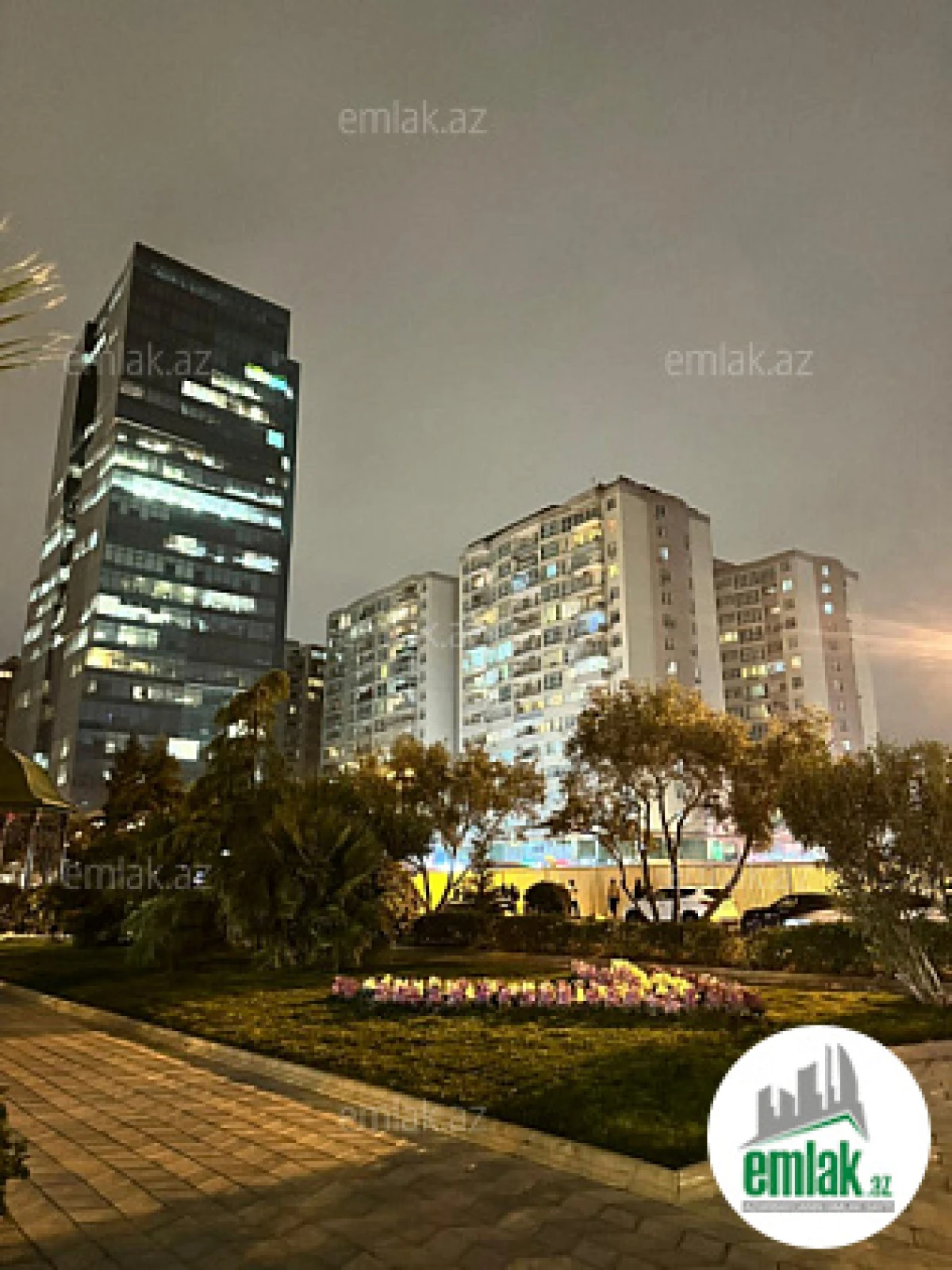 Satılır 2 otaqlı yeni tikili 60 m²