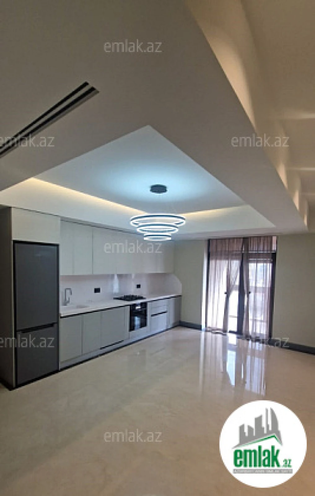 Satılır 2 otaqlı yeni tikili 84 m²