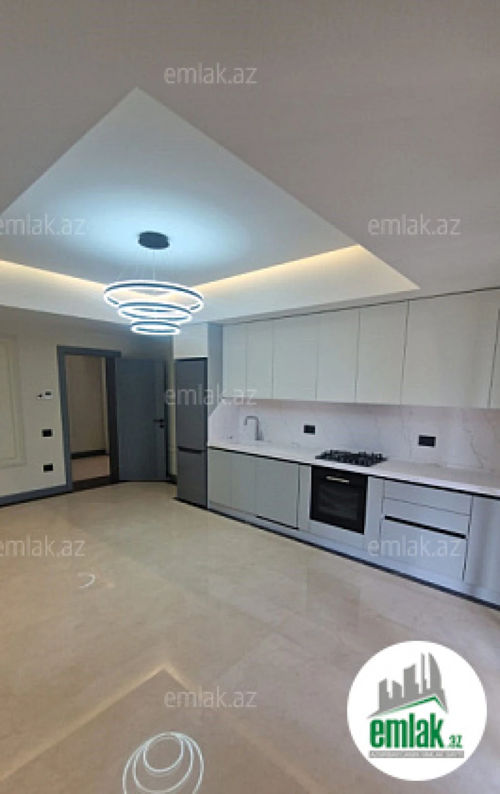 Satılır 2 otaqlı yeni tikili 84 m²