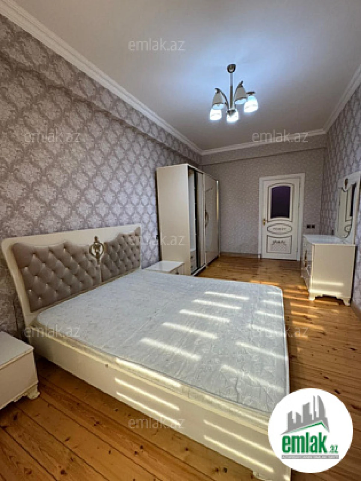 Satılır 2 otaqlı yeni tikili 65 m²