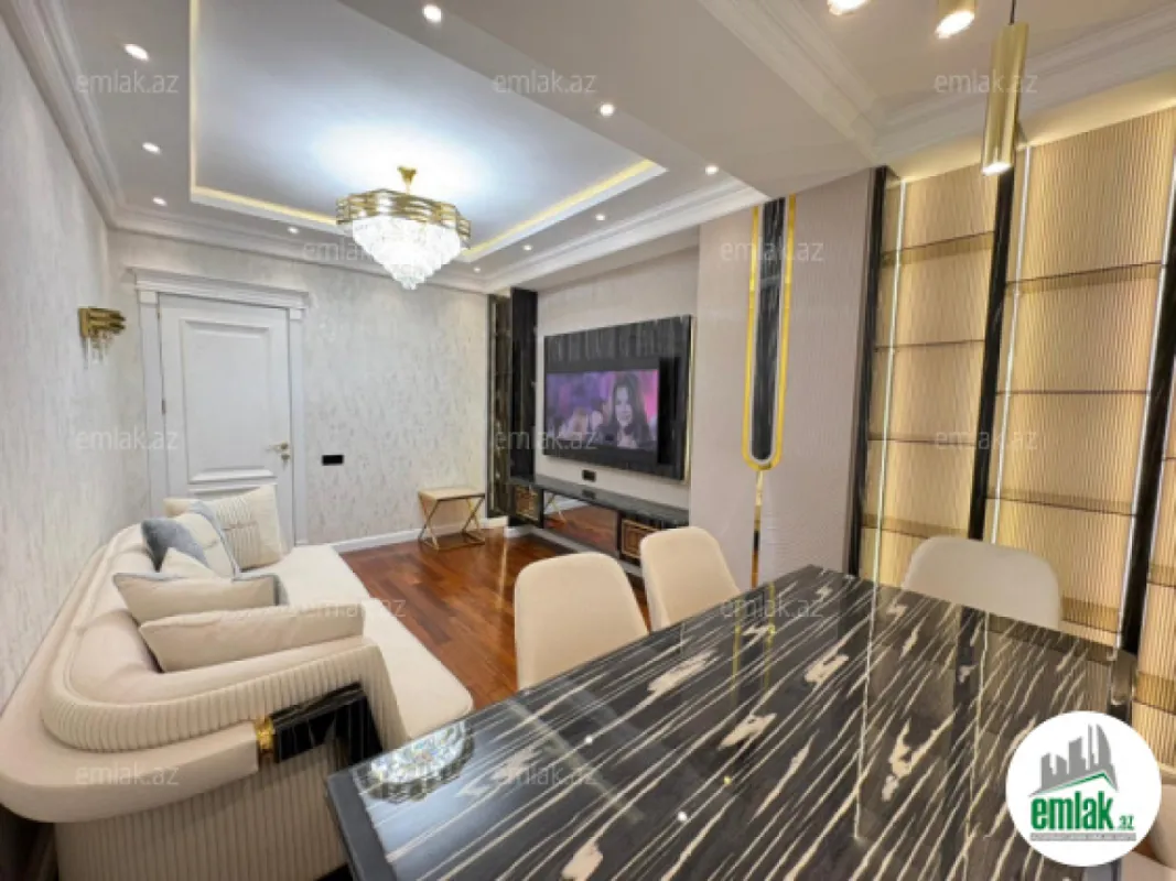 Satılır 3 otaqlı yeni tikili 95 m²