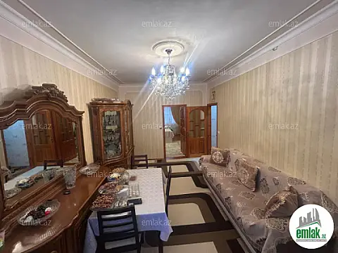 Satılır 2 otaqlı köhnə tikili 56 m²