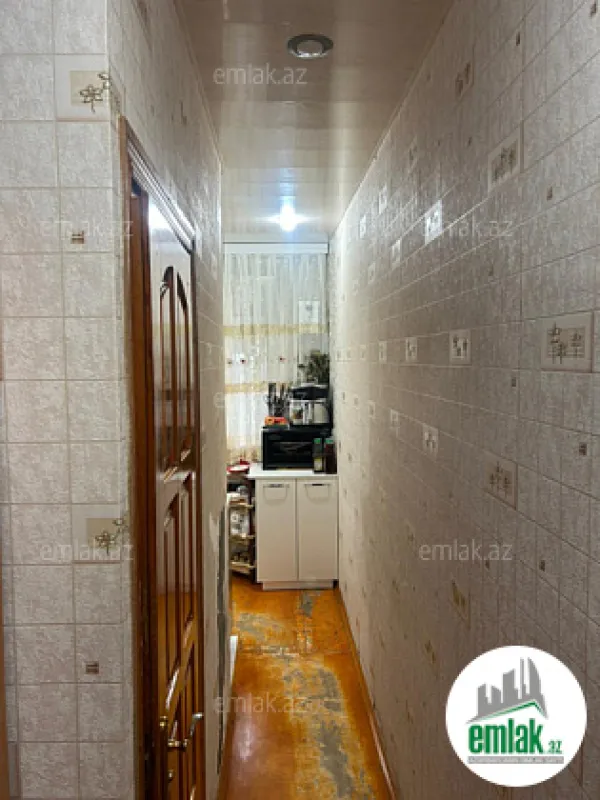 Satılır 2 otaqlı köhnə tikili 56 m²